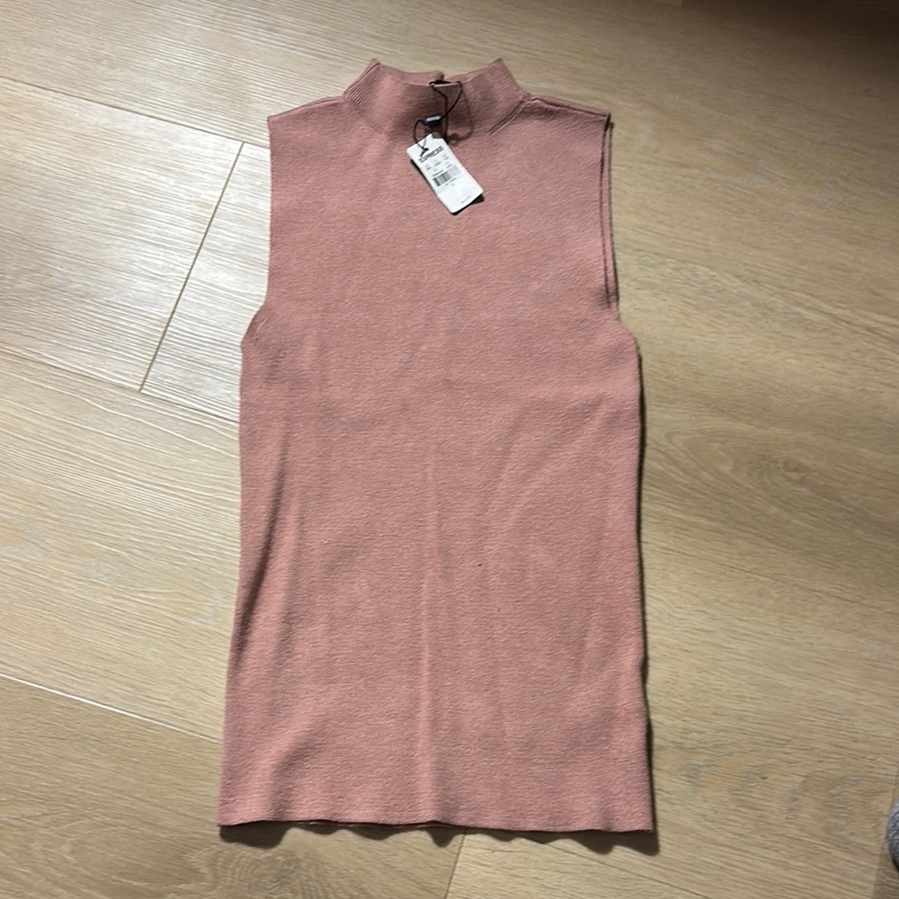 Express Mockneck